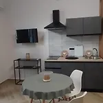 Monolocale Comodo E Spazioso דירה אלגהרו
