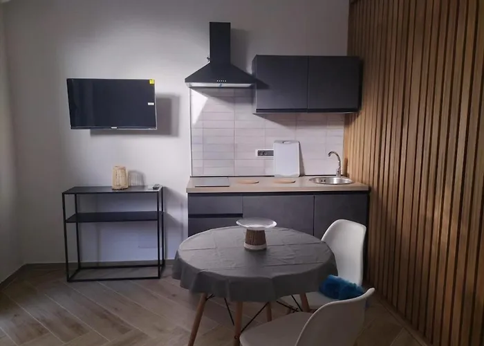 Monolocale Comodo E Spazioso